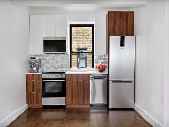 4th image of 1912 Avenue H APT 4B