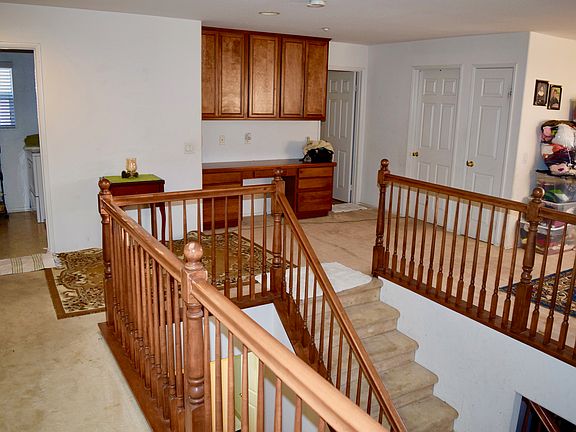 4th image of 7477 Sultana Ave