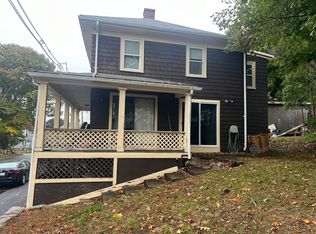 34 Grove St, Gloucester, MA 01930