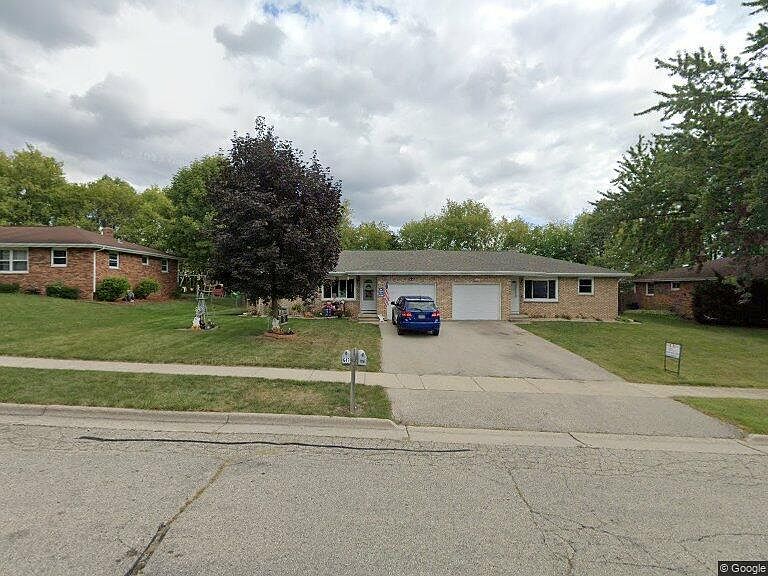 2nd image of 645 Dunn Ave
