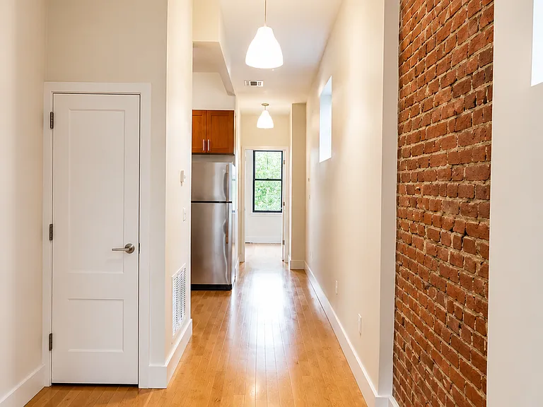 921 Broadway #2F — Photo 3