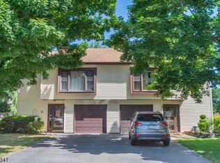 1 Crefeld Ct, Lincoln Park, NJ 07035