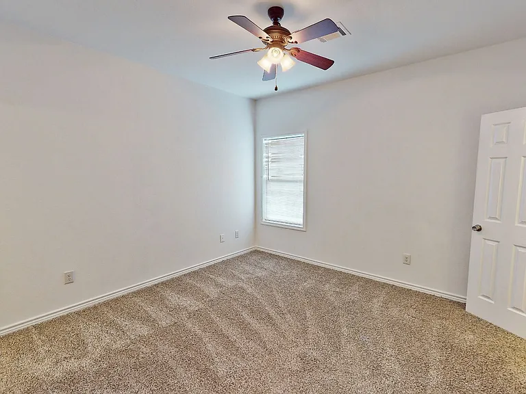 306 Holik St — Photo 18