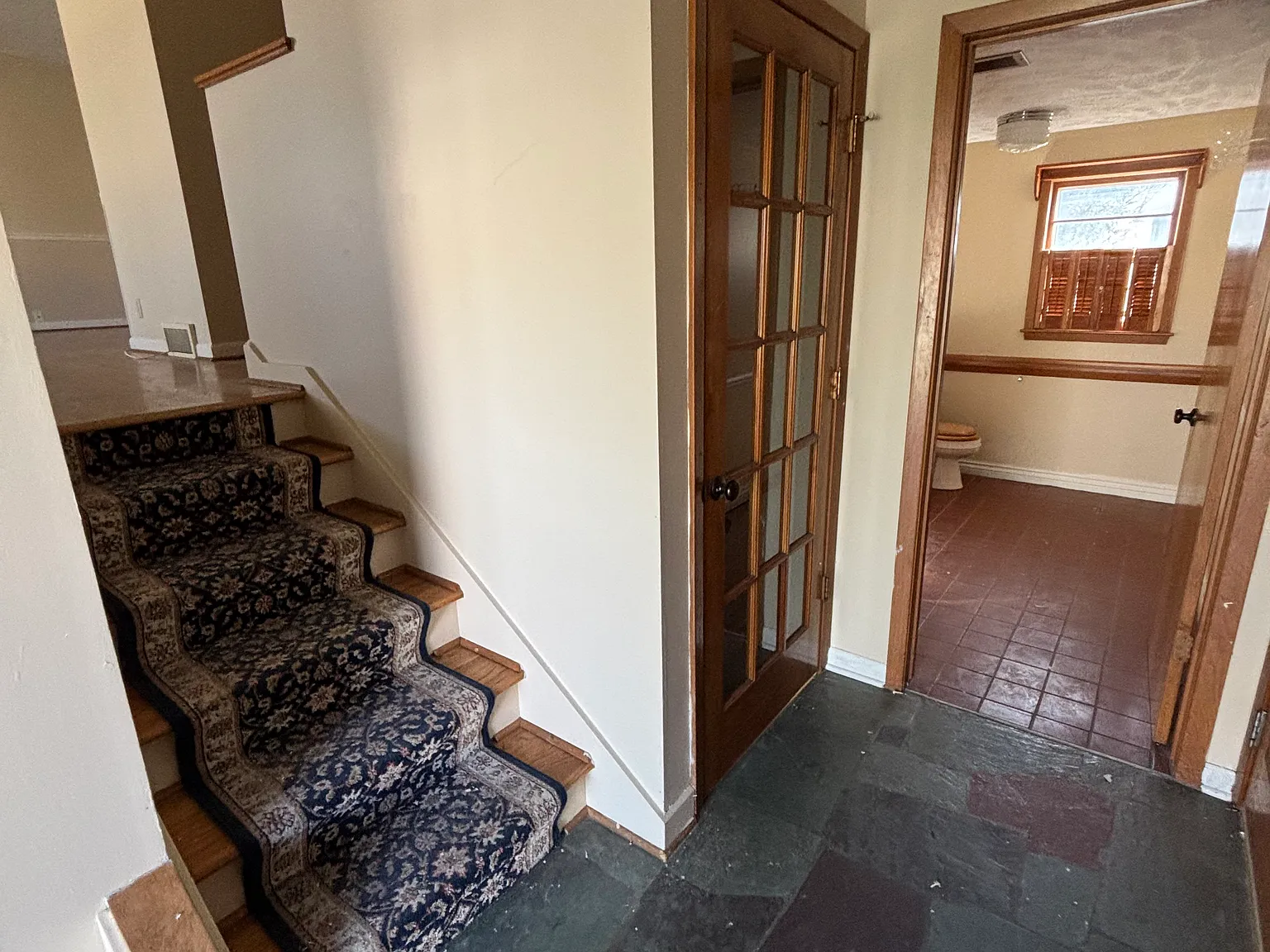 3 bed, 2239 sqft, $2,250 — Photo 3