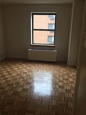 Rented by eRealty Advisors Inc | media 14