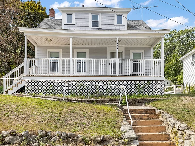 117 Gorham St — Photo 1
