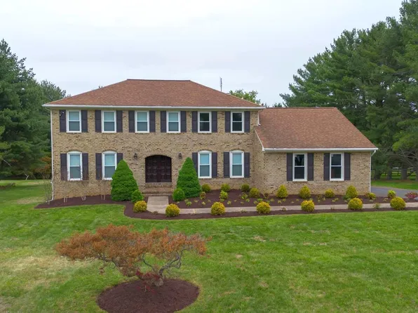 20809 Merle Dr, Gaithersburg, MD 20882