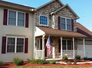 1111 Shannon Ln, Carlisle, PA 17013