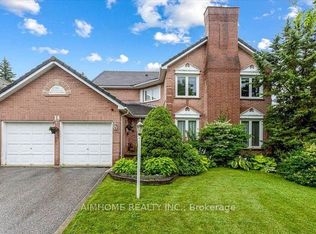 14 Melchior Cres, Markham, ON L3R 8Z6