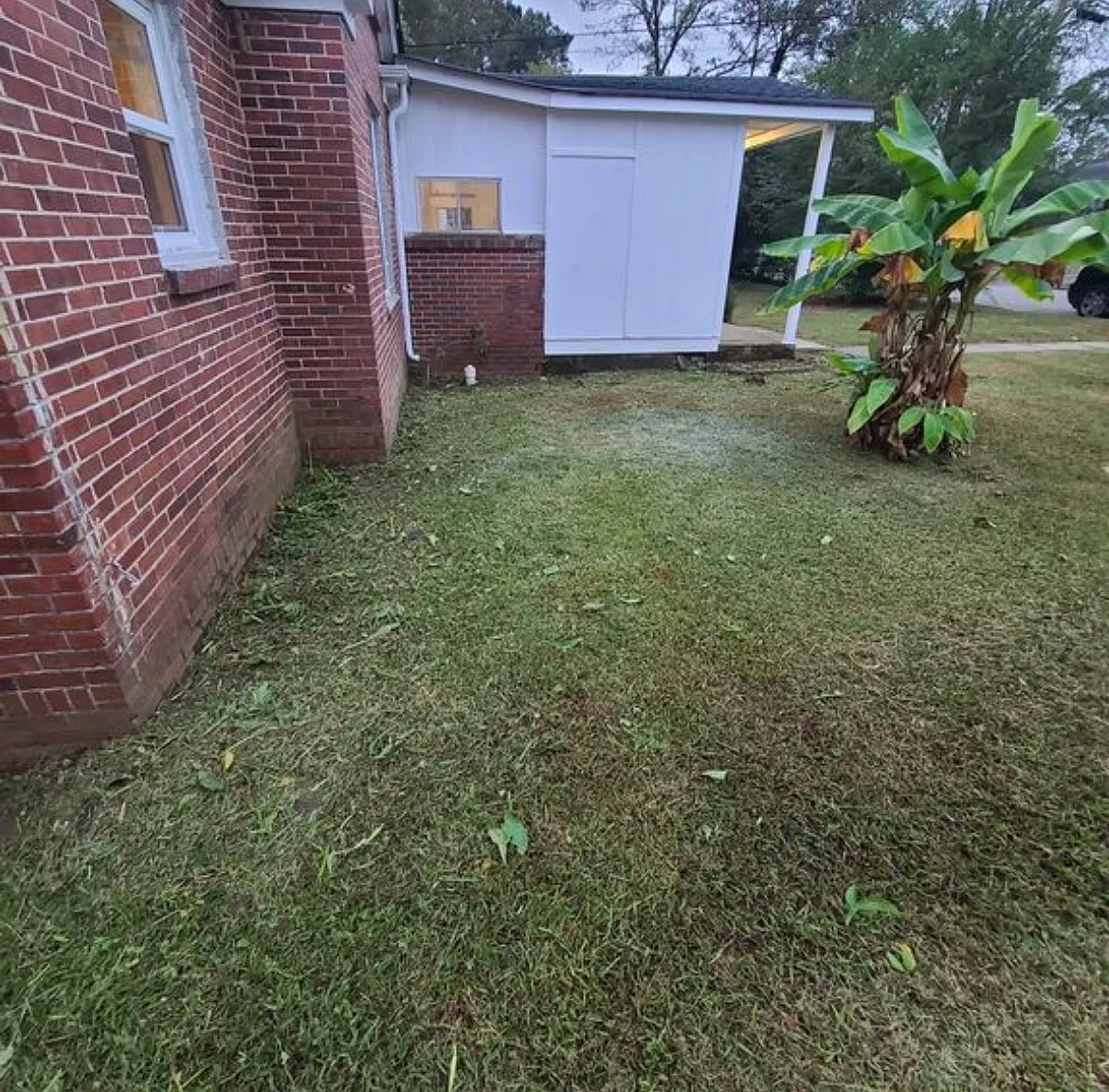 913 Brookside Drive - 1 — Photo 3