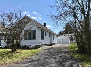 7 Crannell Ave, Delmar, NY 12054