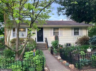 1301 Ware St SW, Vienna, VA 22180