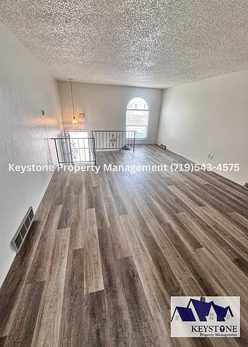 Charming Duplex in Pueblo West Comfortable & Convenient Living $1300/$1300 Photo 1