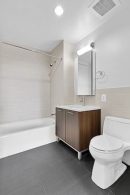 4th image of 1115 Broadway APT 2K