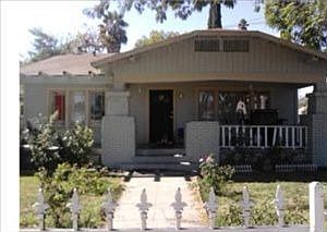 3rd image of 1456 N Arrowhead Ave