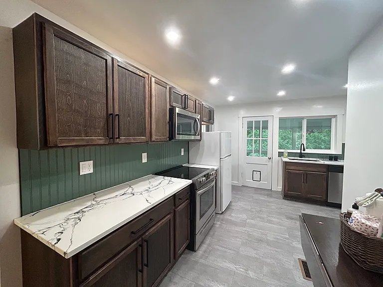 1011 W 15th Ave #A — Photo 12