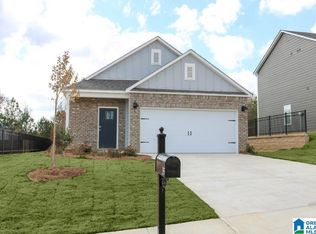 35 Sussex Rd, Odenville, AL 35120