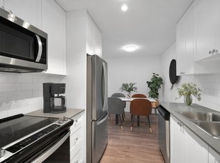 2533 Dowler Pl #208, Victoria, BC
