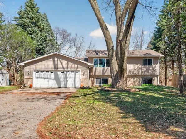6120 Valley Creek Rd, Woodbury, MN 55125