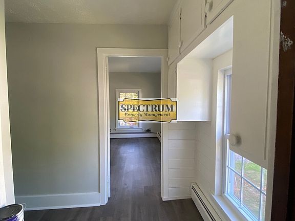 5th image of 53 Maple St #2