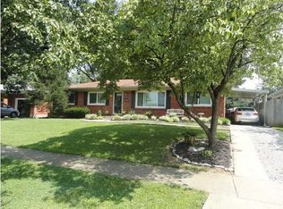4216 Blossomwood Dr, Louisville, KY