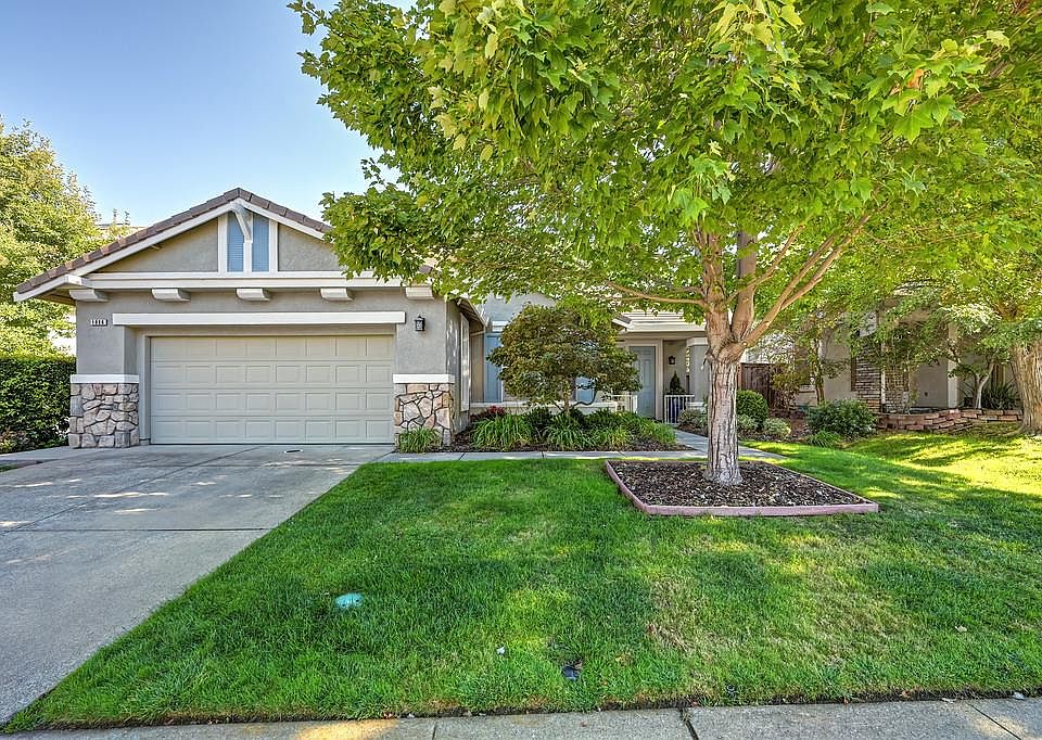 1st image of 1086 Callander Way