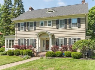 211 Brattle Rd, Syracuse, NY 13203