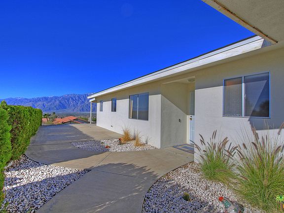 3rd image of 12565 Skyline Dr