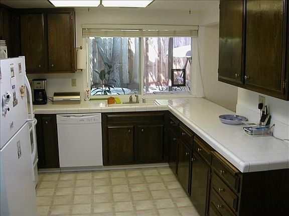 3rd image of 2329 Pinnacle Dr