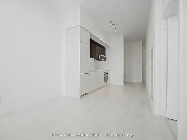 308 Jarvis St #3408 — Photo 4