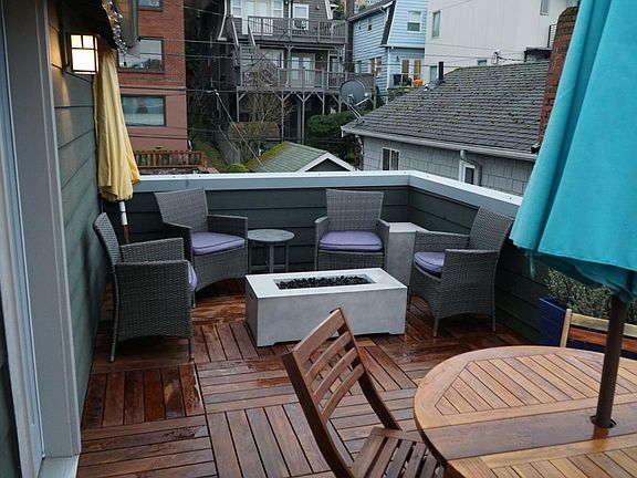 Rooftop Deck
