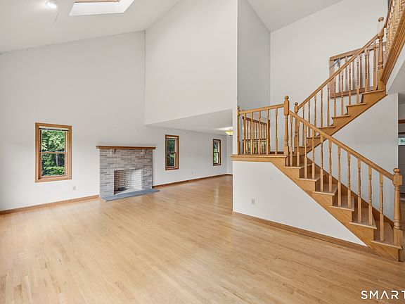 3rd image of 8 Margaret Terrace