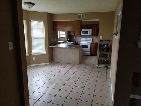2nd image of 4358 Ashley Ln