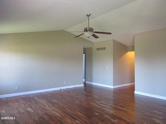5th image of 13039 Country Meadow Dr