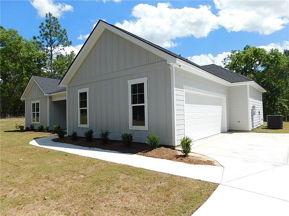 3rd image of 895 Lee Road 2087