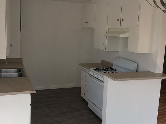 4th image of 1000 S Osage Ave APT 2