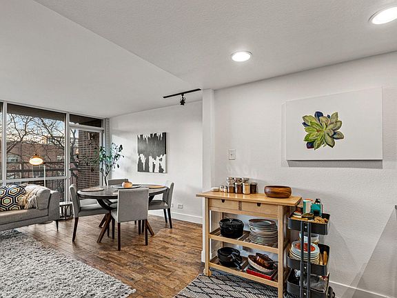 4th image of 830 N Sherman St APT 308