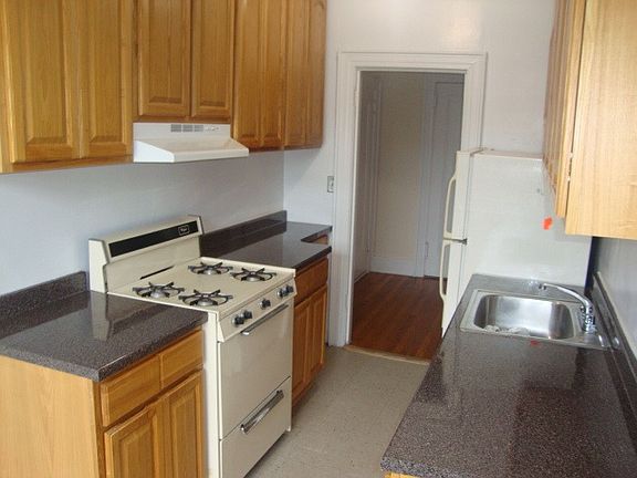 4th image of 6860 108th St APT 5F