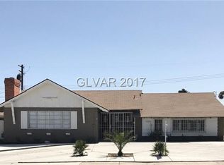 1924 E Oakey Blvd, Las Vegas, NV 89104