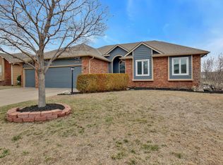 10014 W Greenspoint St, Wichita, KS 67205