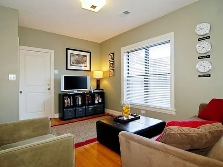 903 W Cornelia Ave #3N — Photo 2