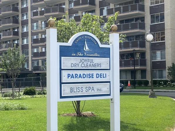 18-15 215th Street image 6 of 38