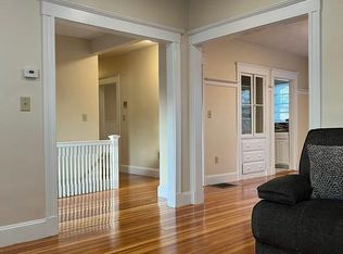 70 Oak St #2, Hyde Park, MA 02136