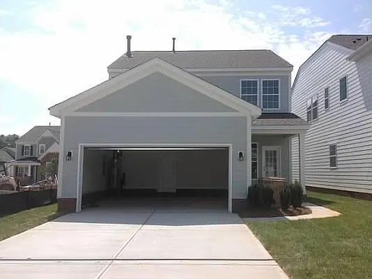 Royal Winchester Dr — Photo 2
