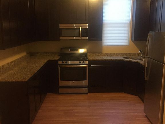 3rd image of 1903 N Kildare Ave #1
