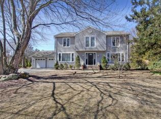 11 Briarcliff Rd, Shelton, CT 06484