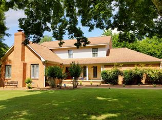 1184 Quail Creek Cv, Tupelo, MS 38801