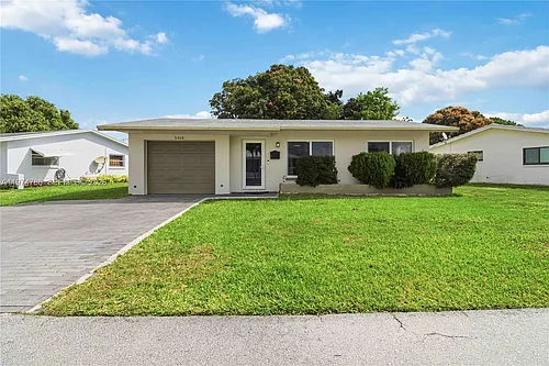 5616 NW 48th Way Photo 1