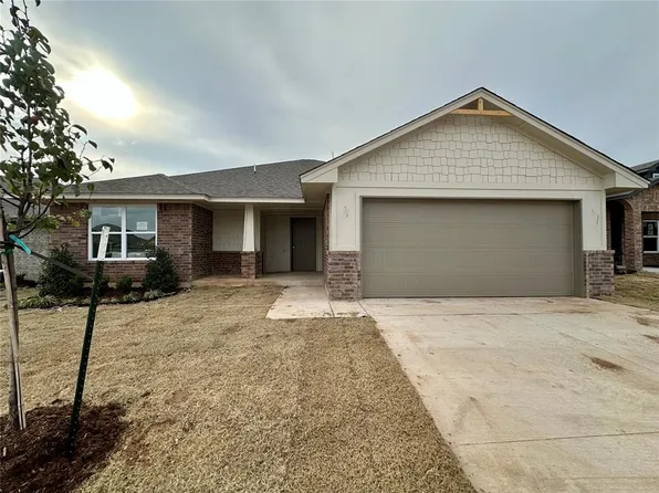 1013 Redwood Creek Dr, Yukon, OK 73099