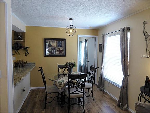 5th image of 3017 Bonaventure Cir APT 101